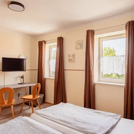 Zum Spitzbuam 阿滕齐尔切