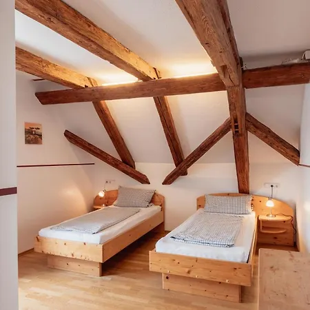 Zum Spitzbuam Casa de hóspedes Attenkirchen