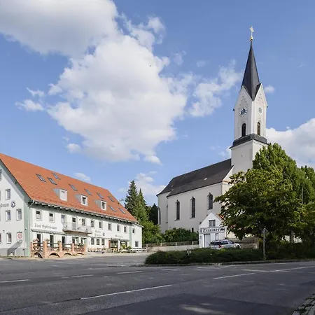 Zum Spitzbuam 3* Attenkirchen