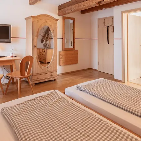 Zum Spitzbuam 3* Attenkirchen