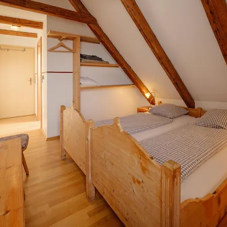 Zum Spitzbuam Maison d'hôtes Attenkirchen